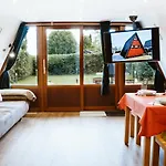 Nurdachhaus Marie Im Nordschwarzwald * Neuhausen (Baden-Wurttemberg)